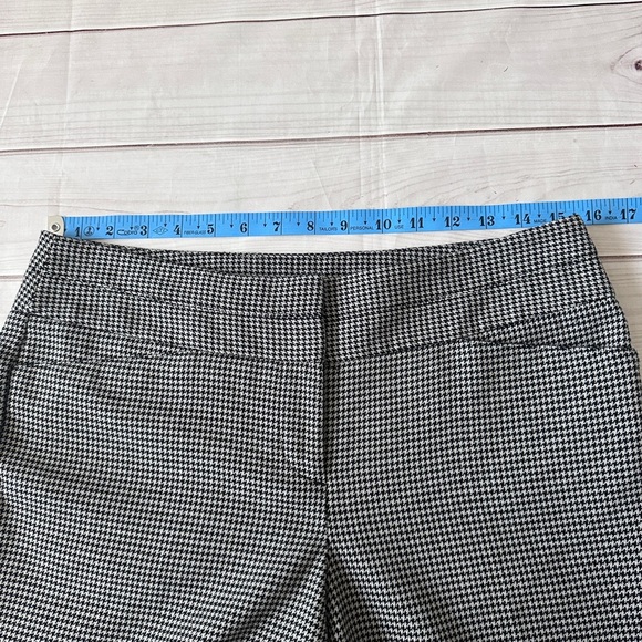 Ann Taylor LOFT Size 4
Classic Houndstooth | Original Fit |Office| Casual - Picture 3 of 7